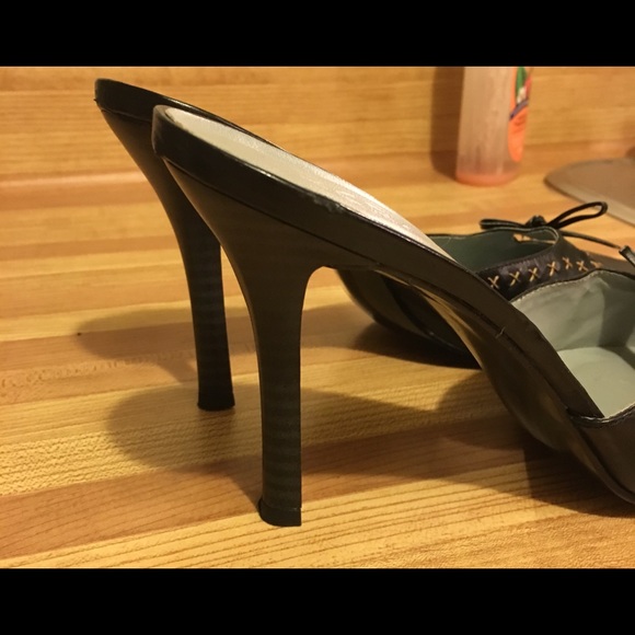 BCBG Paris heels - Picture 3 of 7